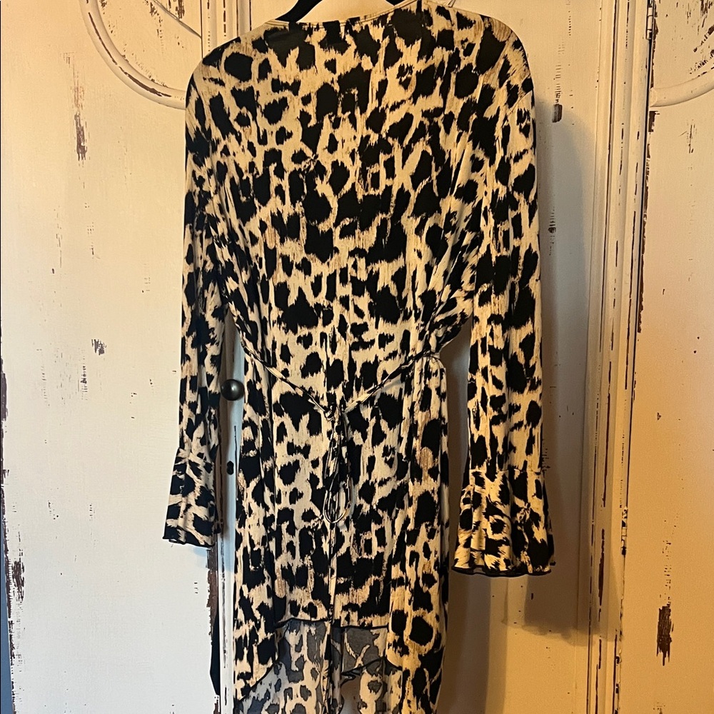 Cato Black and Cream Patterned Long Sleeve Tunic - Picture 5 of 10